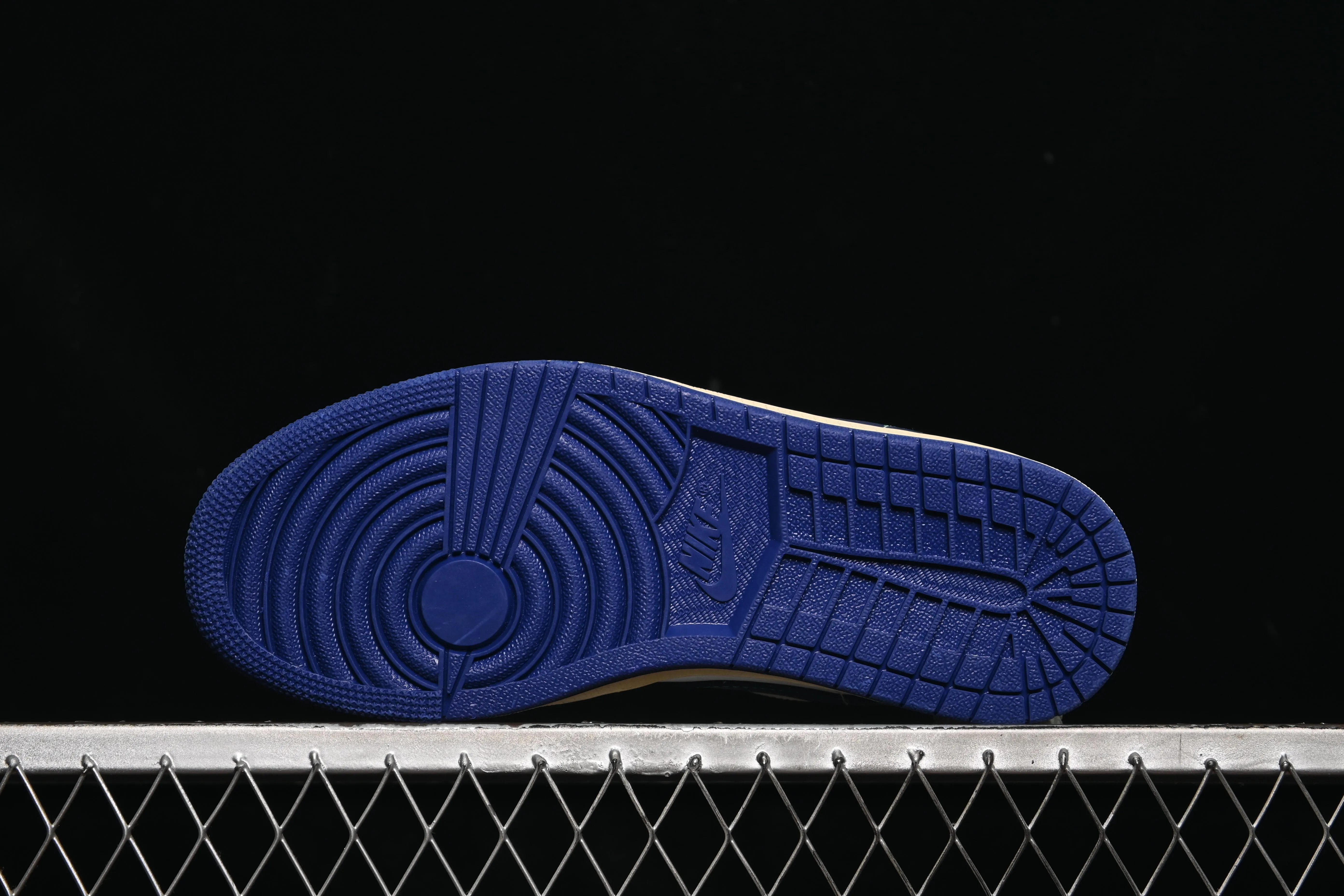 All categories Air Jordan Jordan series basketball shoes Air Jordan 1 Low Air Jordan 1 Low AJ1 Joe 1 blue and green color matching low-top cultural casual sneakers 553558-147